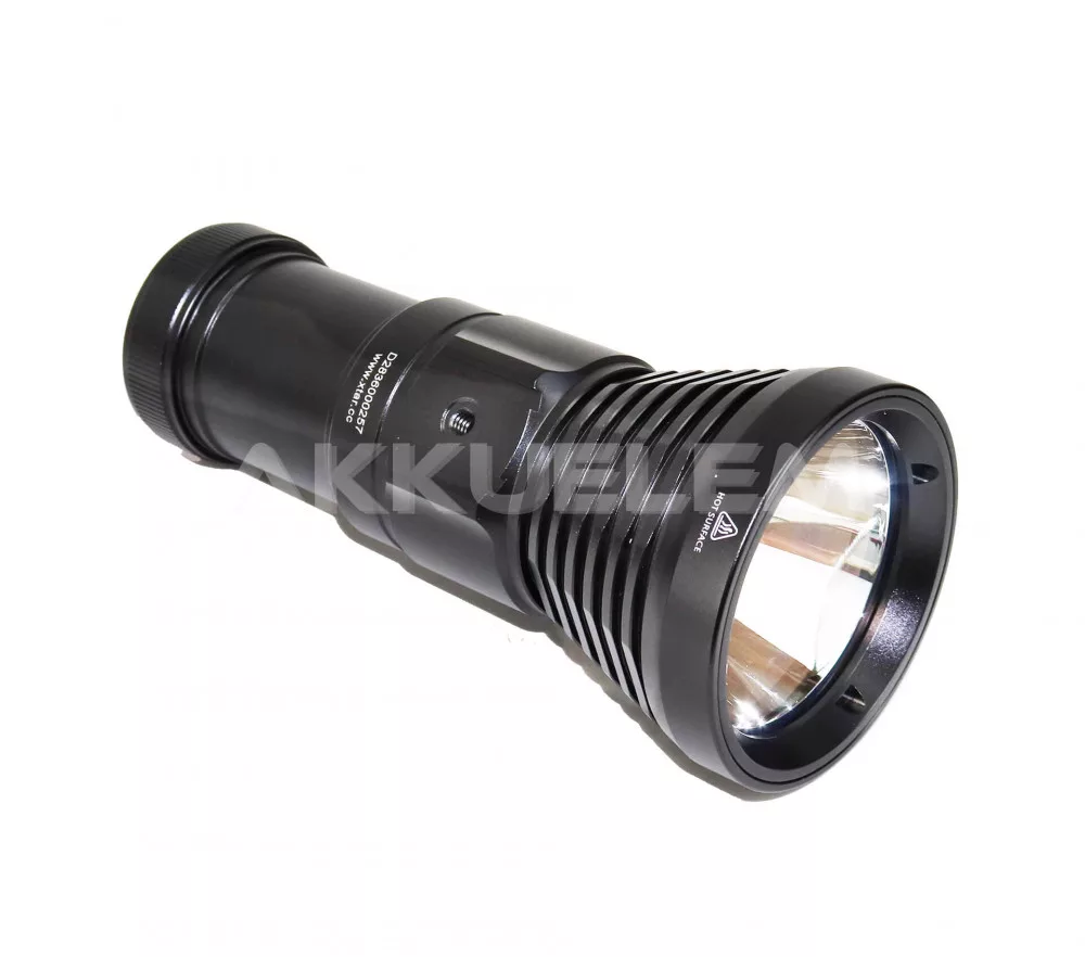 XTAR D28 3600lum búvárlámpa szett