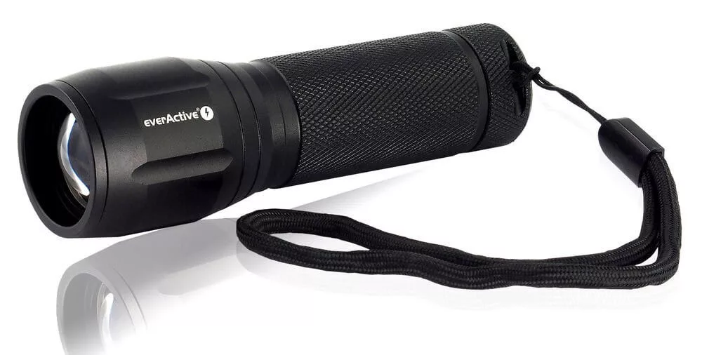 FL-300+ lámpa 350lum Everactive CREE XP-G3 3xAAA fókuszálható alumínium