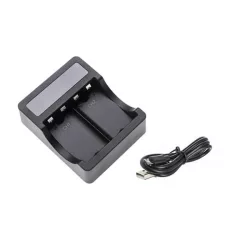   Két csatornás utángyártott akkutöltő (Micro USB / Type C) Xbox One vezetéknélküli Controller akkukhoz LCD kijelzővel