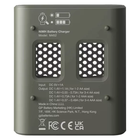 GP ReCyko M452 akkutöltő + 4db 2600mAh AA akku