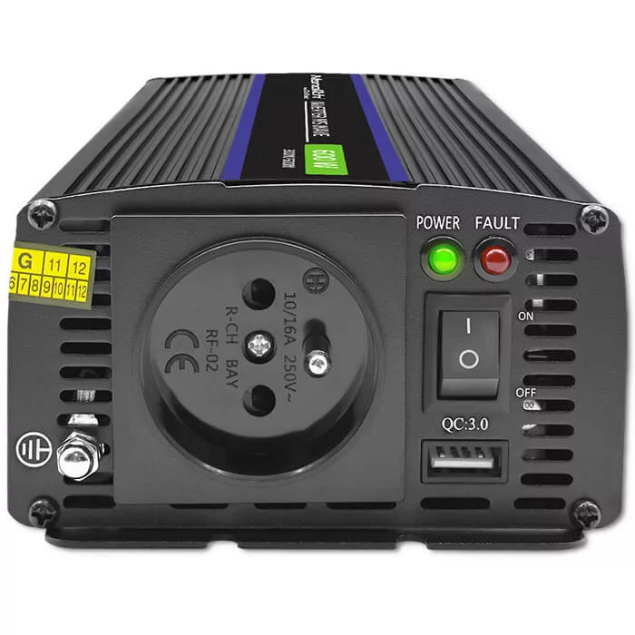 Inverter Qoltec 12V 300W/600W trapéz -1 x usb -szivargyújtó + szemes sarus kábel