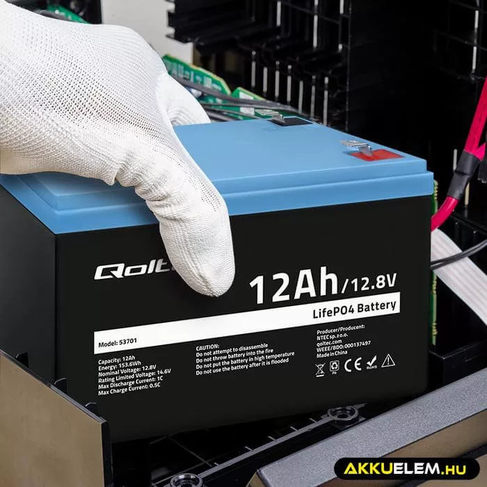 Qoltec LiFePO4 Akkumulátor 12.8V 12Ah 153.6Wh BMS