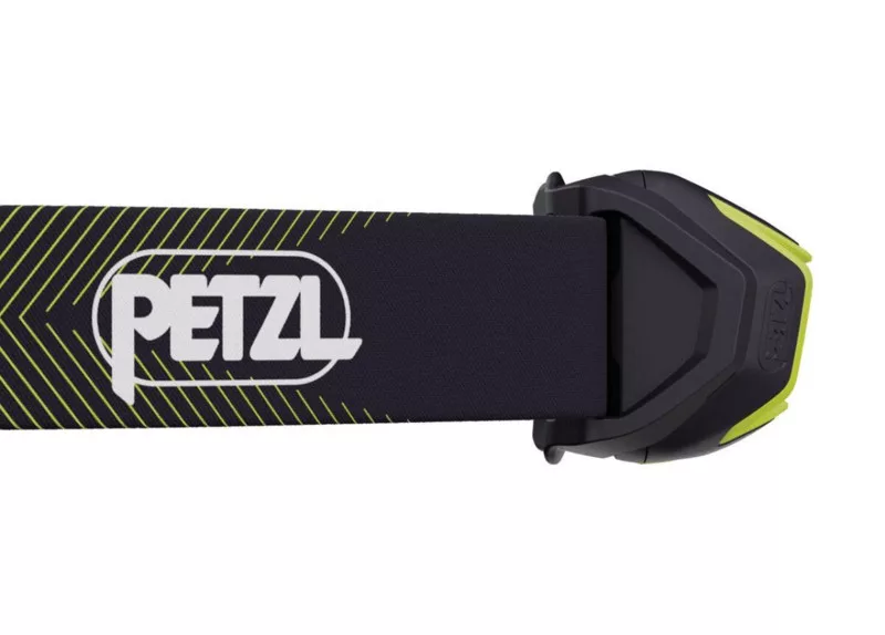 PETZL ACTIK CORE zöld fejlámpa E065AB03 625lm