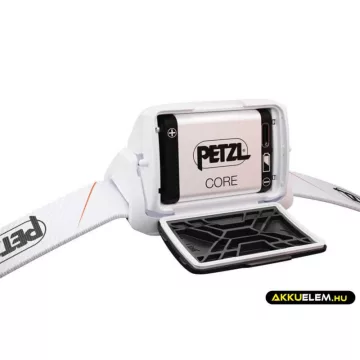 PETZL TIKKA CORE fehér fejlámpa E067AB03 450lm