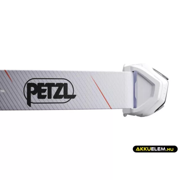 PETZL TIKKA CORE fehér fejlámpa E067AB03 450lm