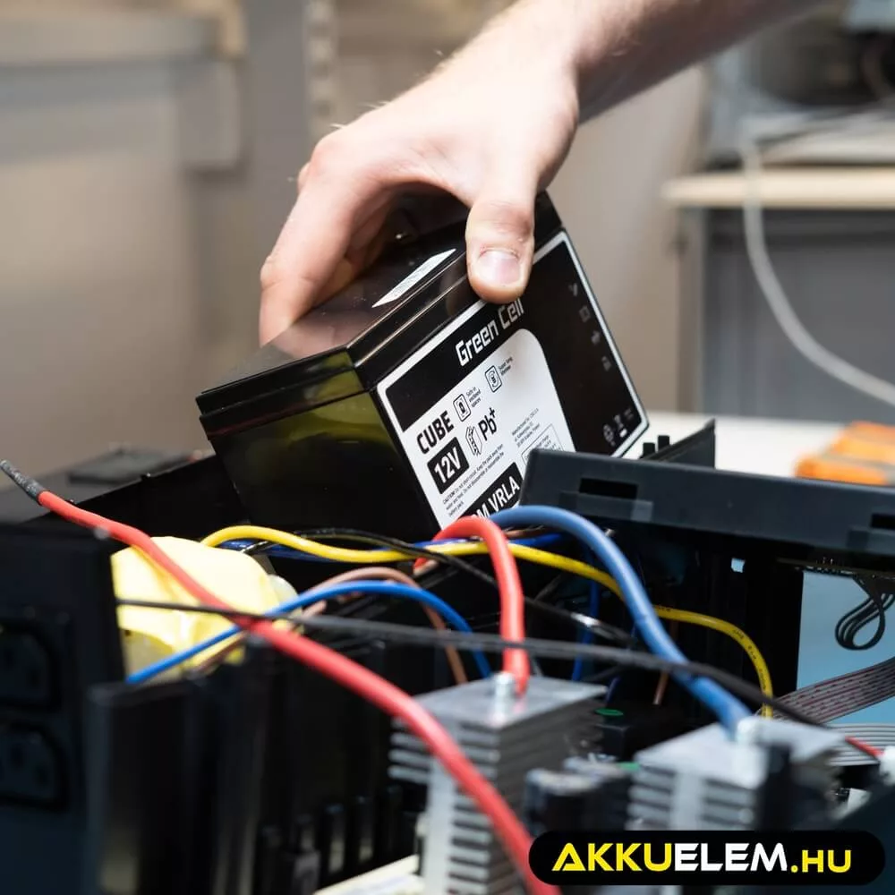 GreenCell CUBE AGM IP54 12V 40Ah VRLA akkumulátor Gel Deep Cycle robogókhoz fűnyírókhoz hajókhoz