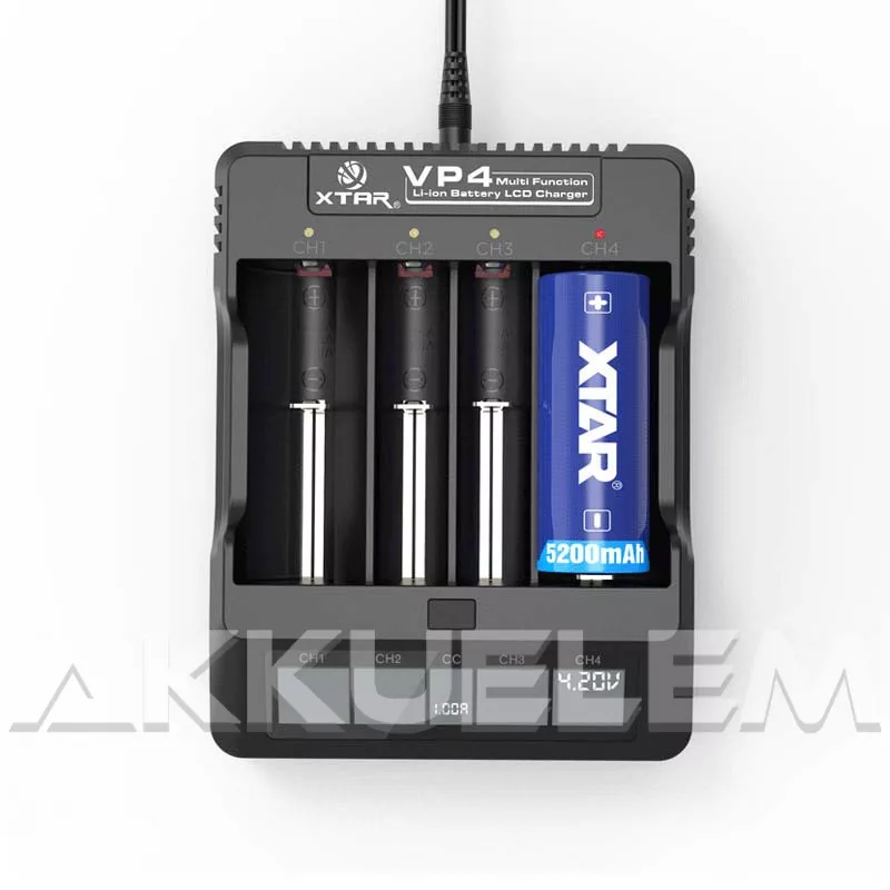 XTAR VP4 négy csatornás Li-Ion LCD kijelzős hálózati akkutöltő