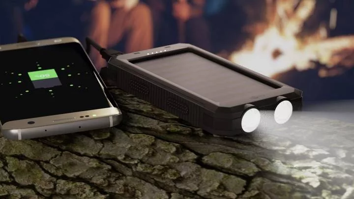 Külső akku napelemes 8000mAh Goobay