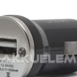 USB autós adapter 1A 5V állapotjelző LED-del 12-24V