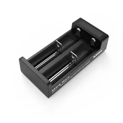   XTAR MC2 Plus 2,1A Li-ion akkumulátor töltő LED-indikátor, microUSB csatlakozó