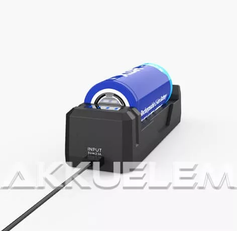 XTAR SC1 Li-ion USB-s akkumulátor töltő 18650 - 26650