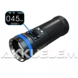 Xtar D36 5800 lum búvárlámpa szett (3500mAh akkupakk, adapter, koffer)
