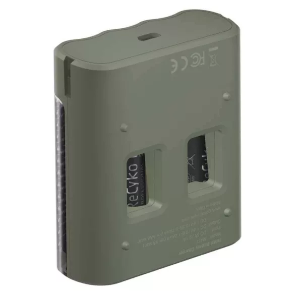 GP Batteries Powerbank M451 akkutöltő + 4db 2000mAh PRO AA akku