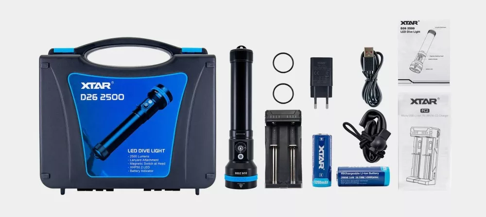 XTAR D26 2500lm búvárlámpa + 2 x 26650 Li-ion akku + FC2 töltő szett
