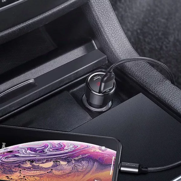 Baseus gyors autós töltő 12-24V 45W 1xUSB/5A 1xUSB-C/3A kijelzős